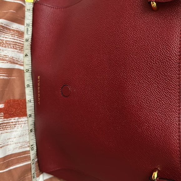 Authentic Burberry bag - Picture 8 of 8